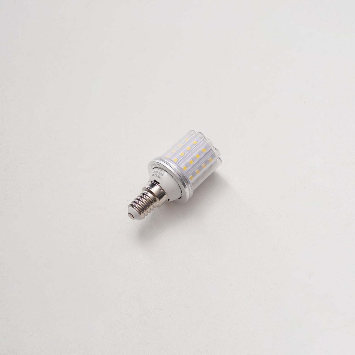 LED-pære med flere fatninger (G4 / G9 / GU10 / E14 / E27)