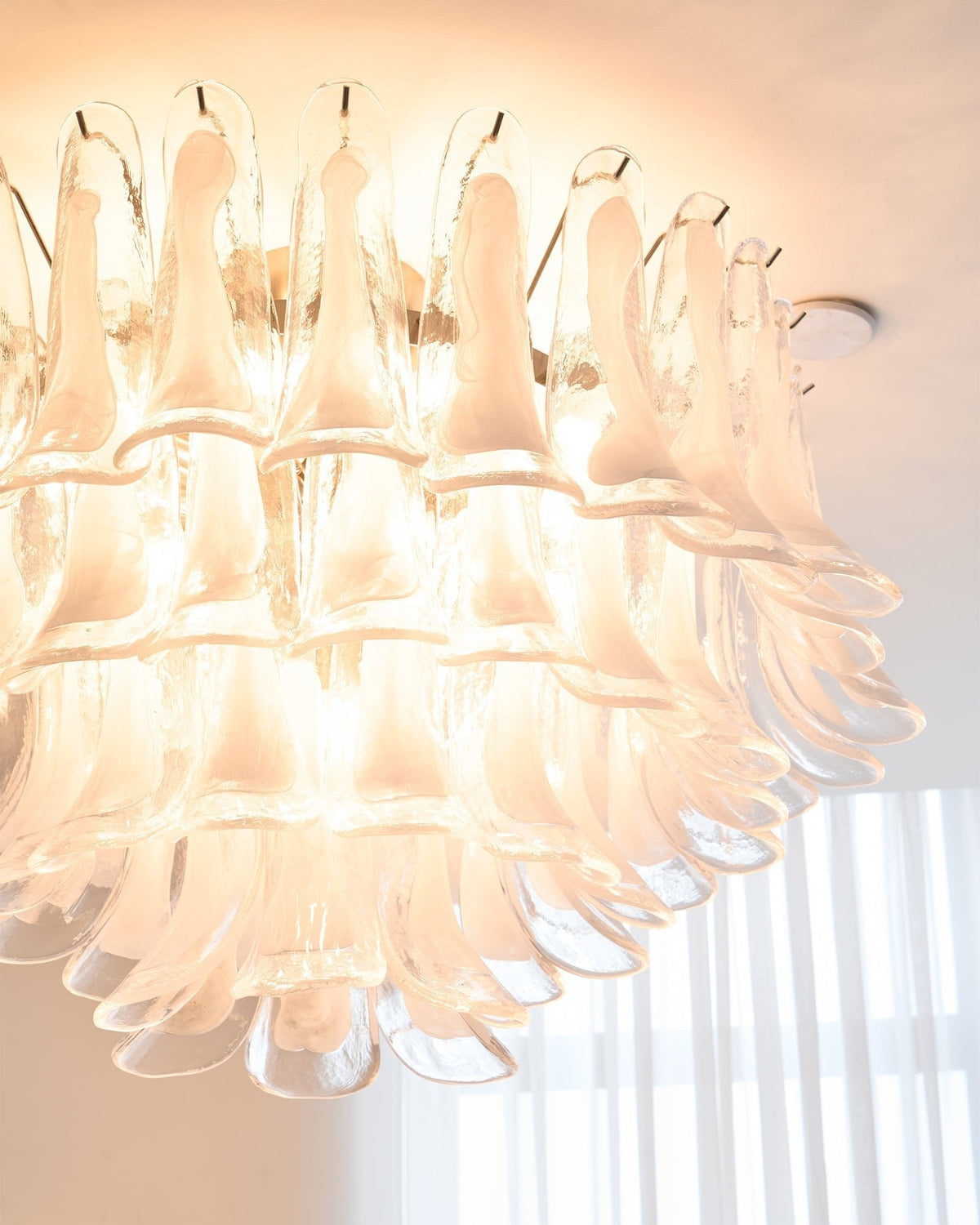 Candeeiro de teto Celenira elegante de vidro transparente ondulado, com camadas