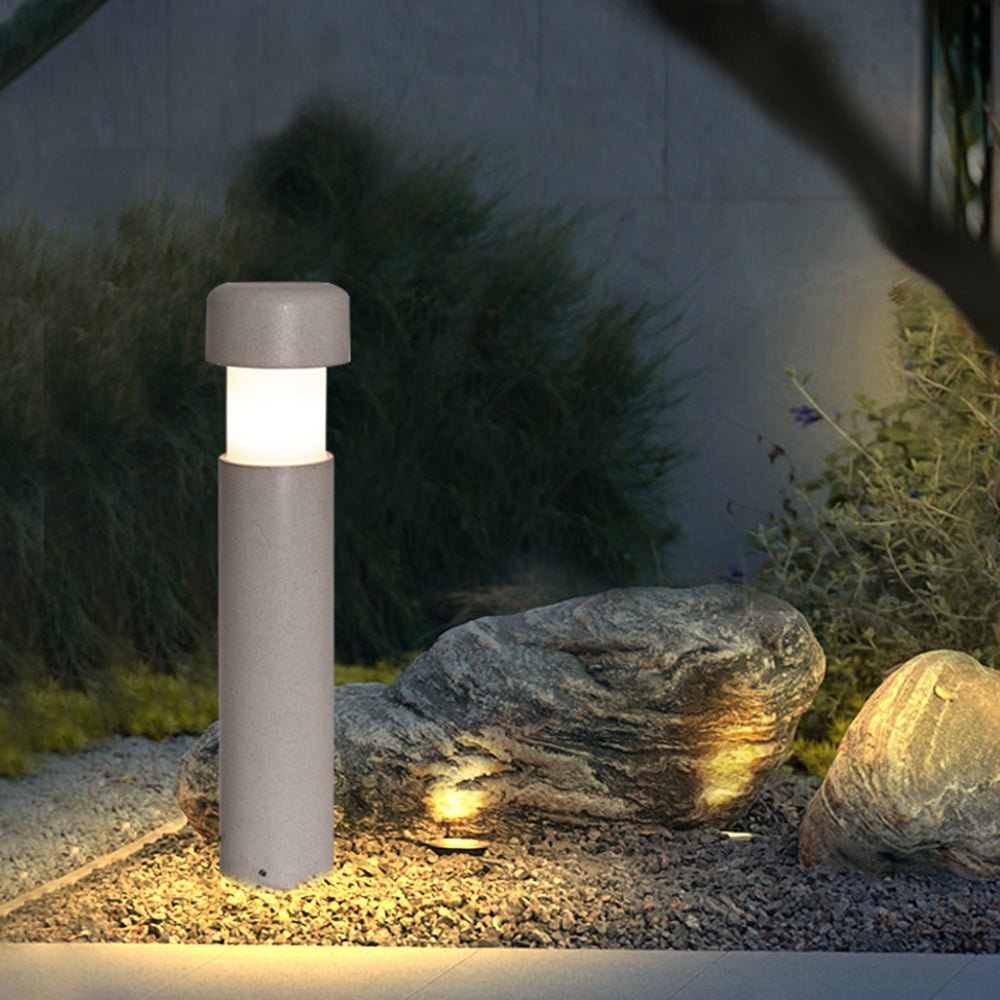 Ray moderne cylindrisk udendørs sti- og bedlampe i metal, grå