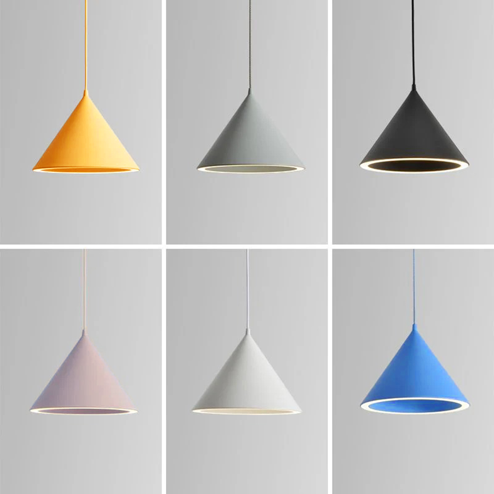 Candeeiro suspenso LED Aria, colorido e em forma de funil