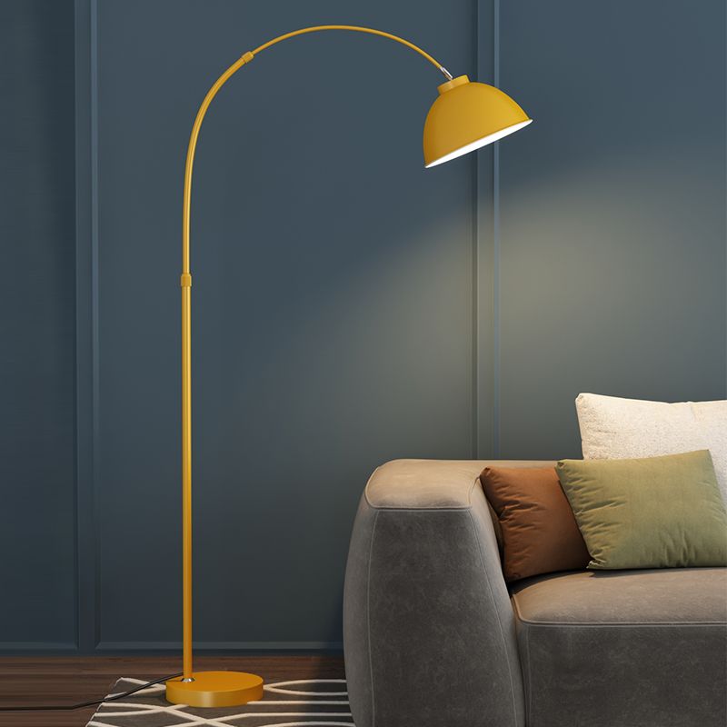 Mira moderne buet metalgulvlampe, sort/rød/gul