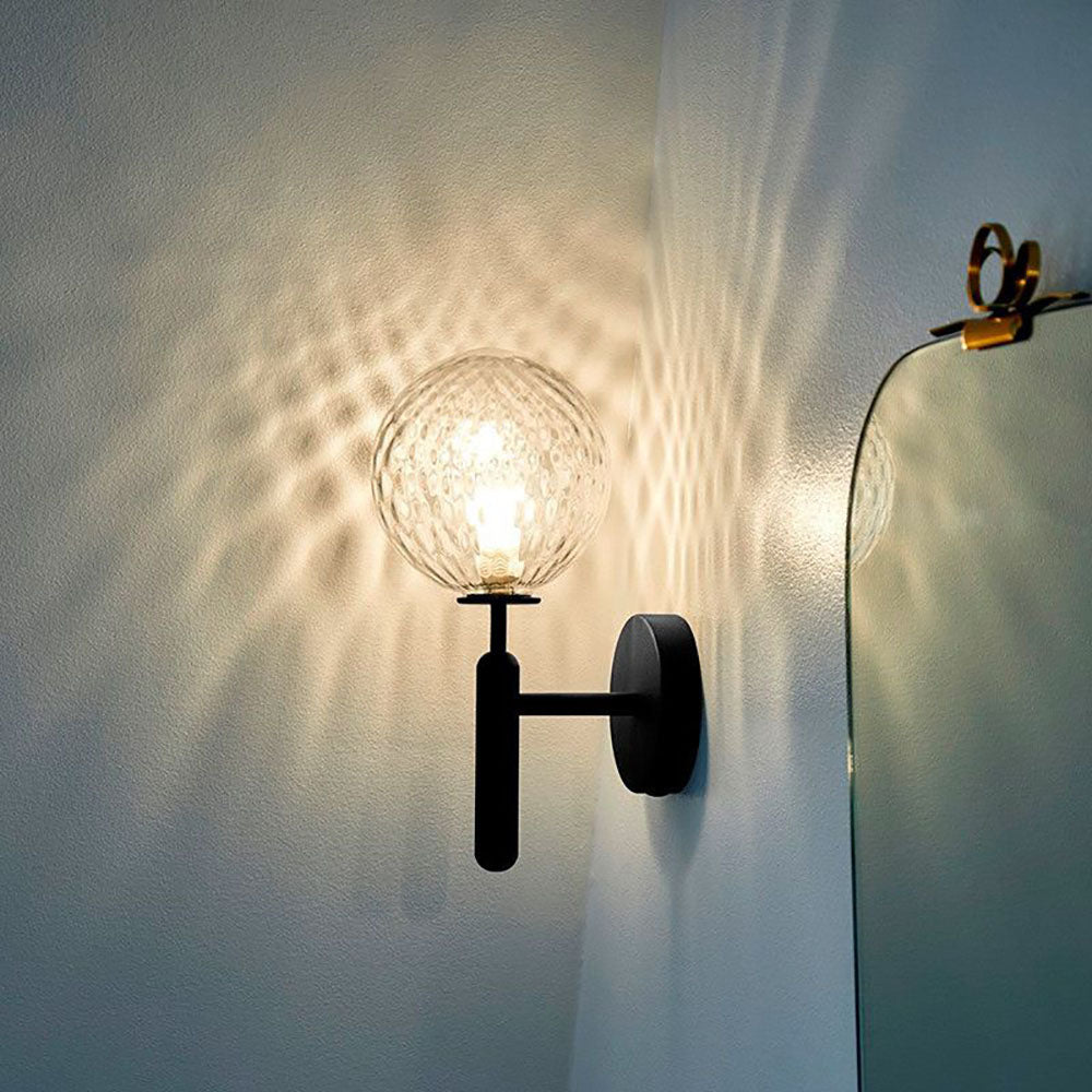 Valentina modern vägglampa med klot, metall/glas, svart/guldfärgad, hall