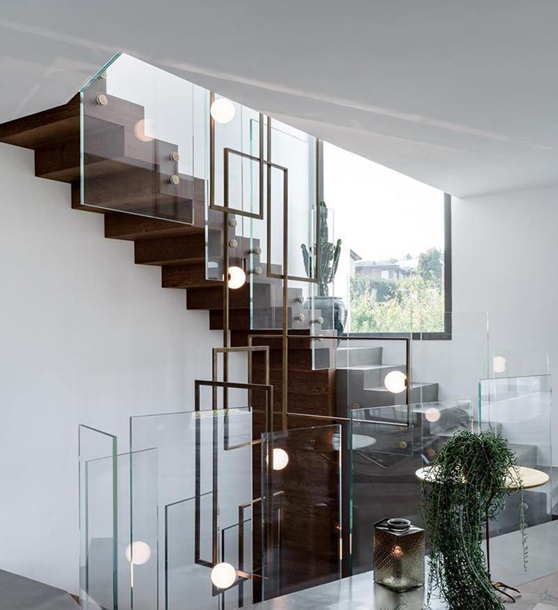Veliiel moderne geometrisk Mondrian-lysekrone i glas og messing