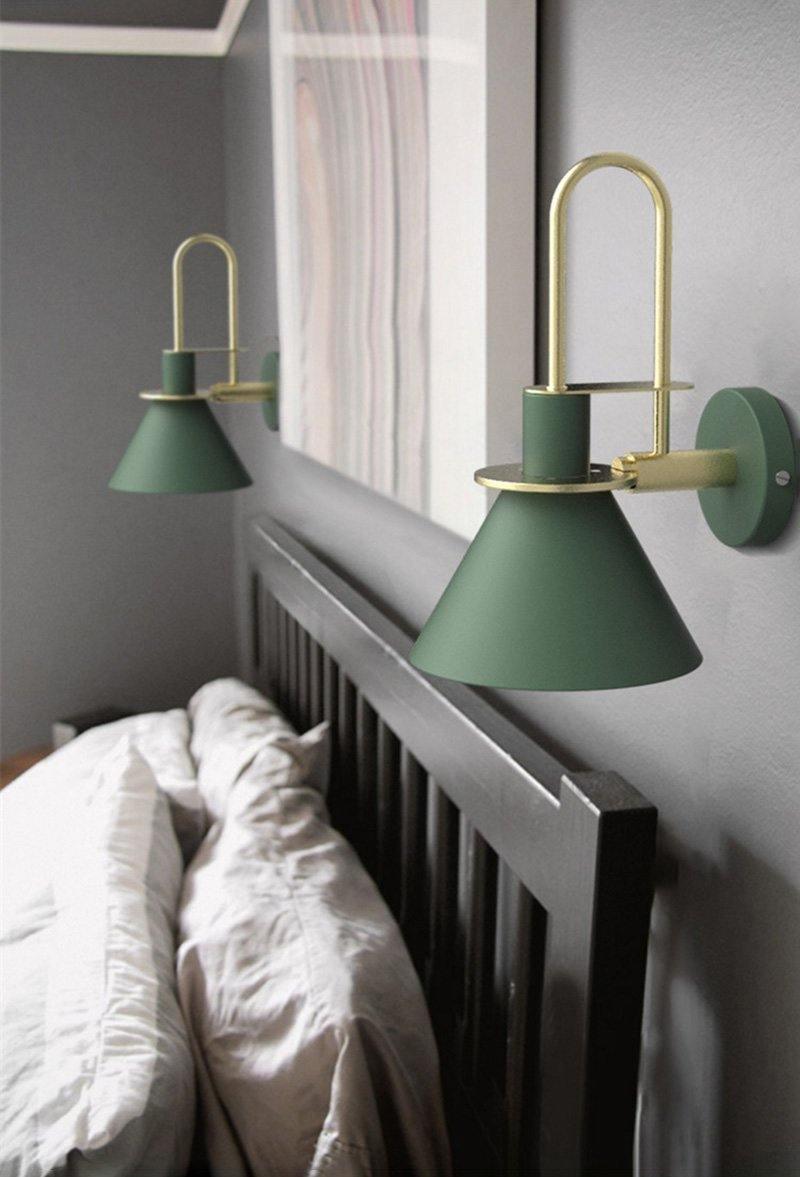 Solerine minimalistisk vägglampa i svart och guld