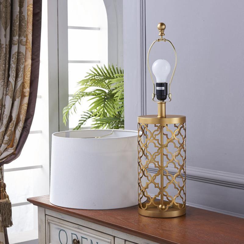 Selisise moderne bordlampe