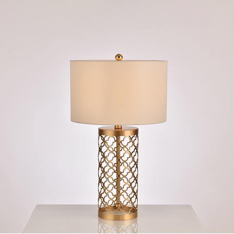 Selisise moderne bordlampe