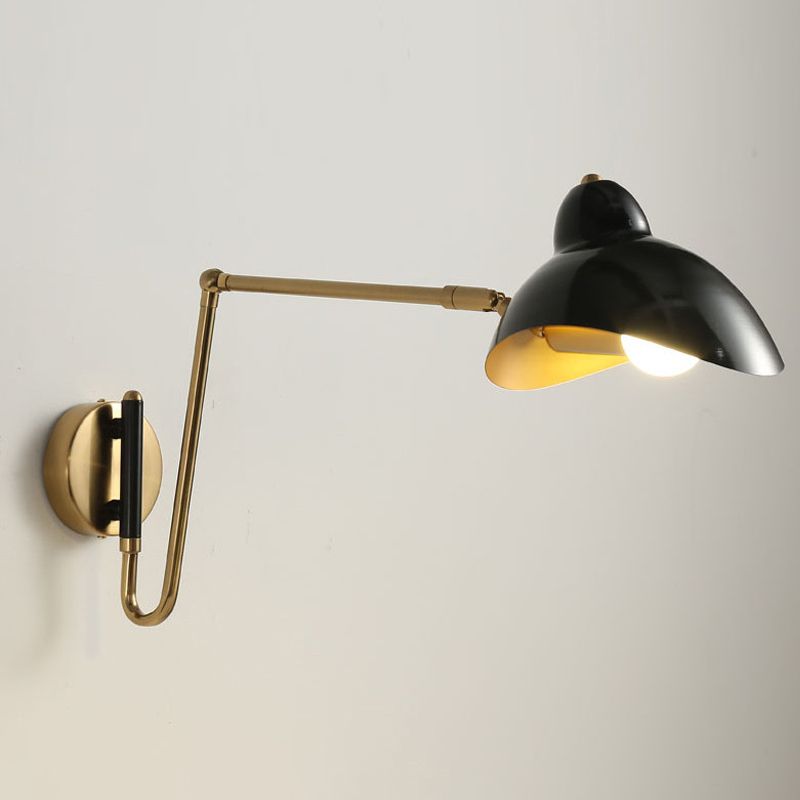 Epoch industriell vägglampa med svängarm, svart/guld