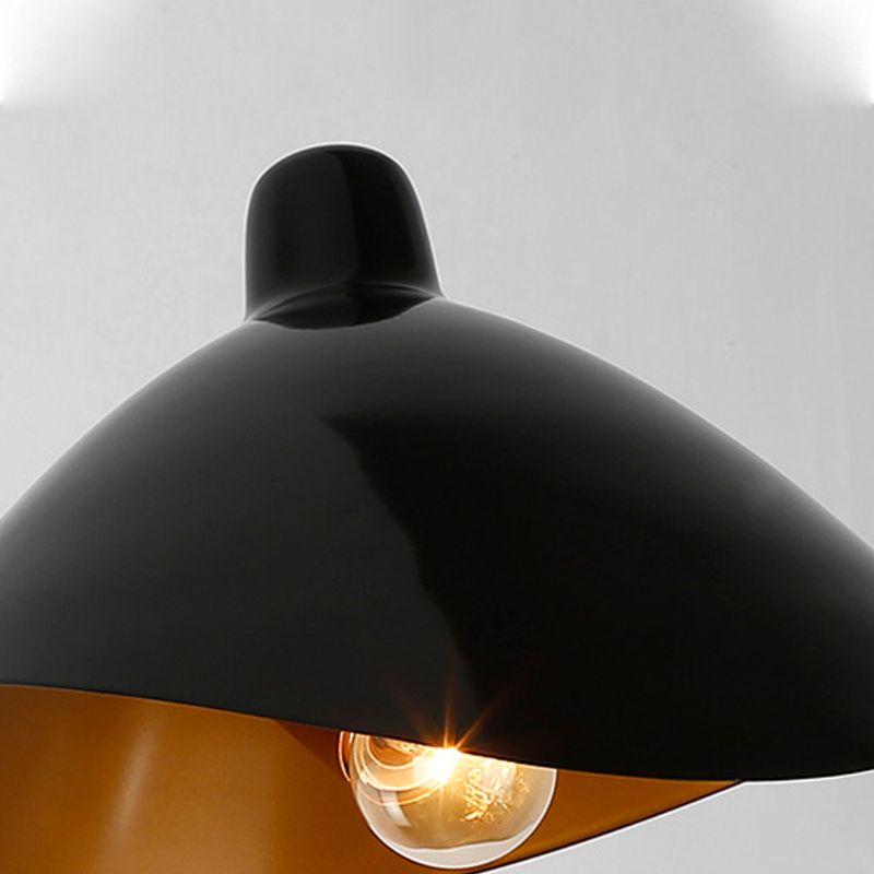 Epoch industriell vägglampa med svängarm, svart/guld