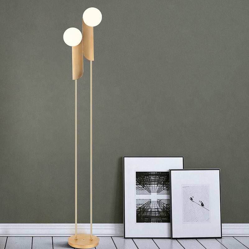 Salgado Minimalist Gold Floor Lamp, Metal, Living room