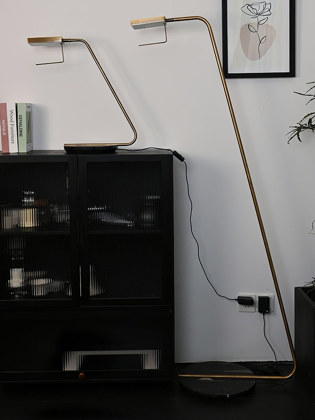 Petivine minimalistisk gulvlampe i marmor