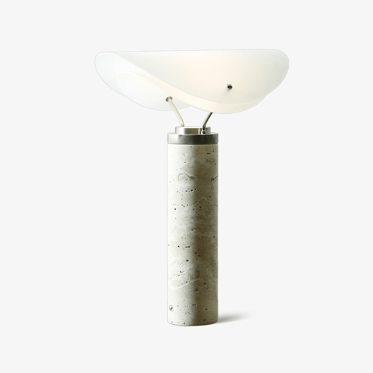 Inorielis skulptural bordslampa i travertin