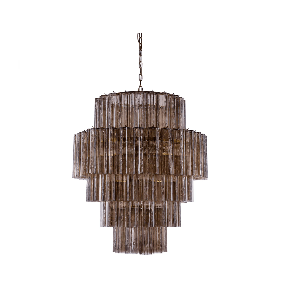 Eiraora lysekrone i lyserødt prismatisk glas, lagdelt og elegant
