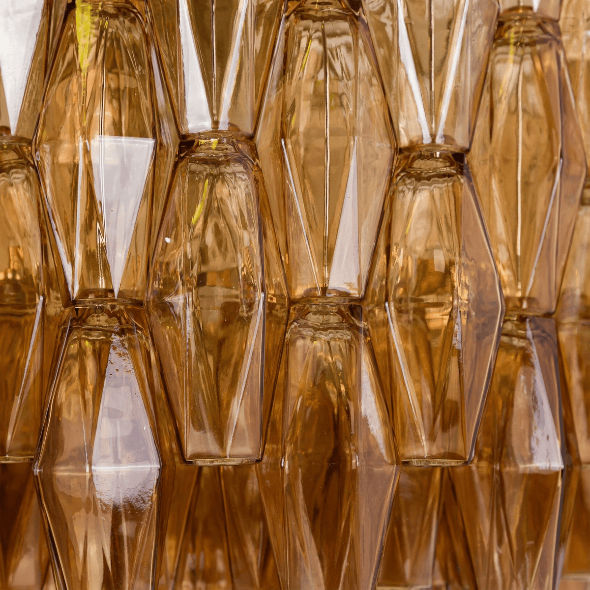 Celenella Trommelysekrone i ravfarvet glas elegant