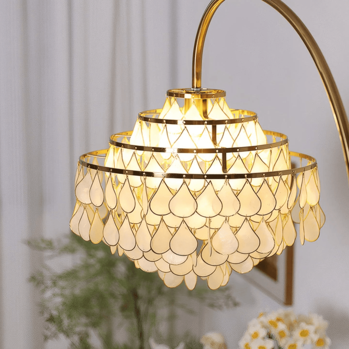 Luksus-gulvlampe med skal Emily