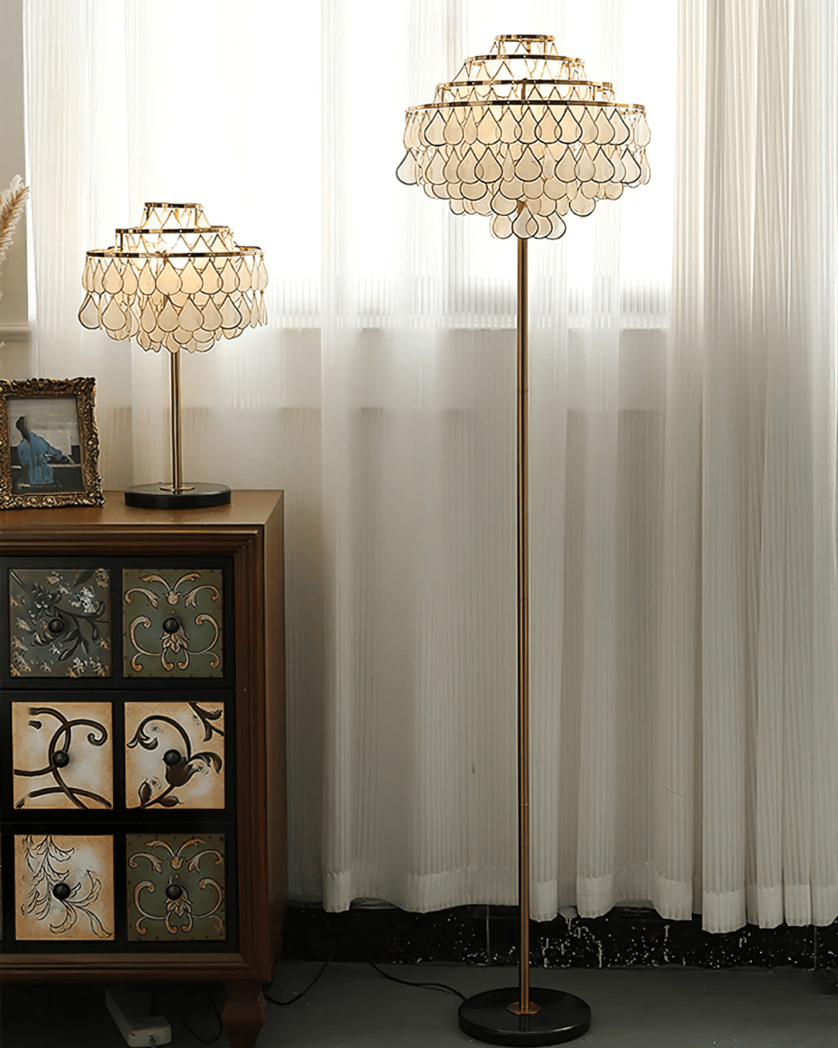 Luksus-gulvlampe med skal Emily