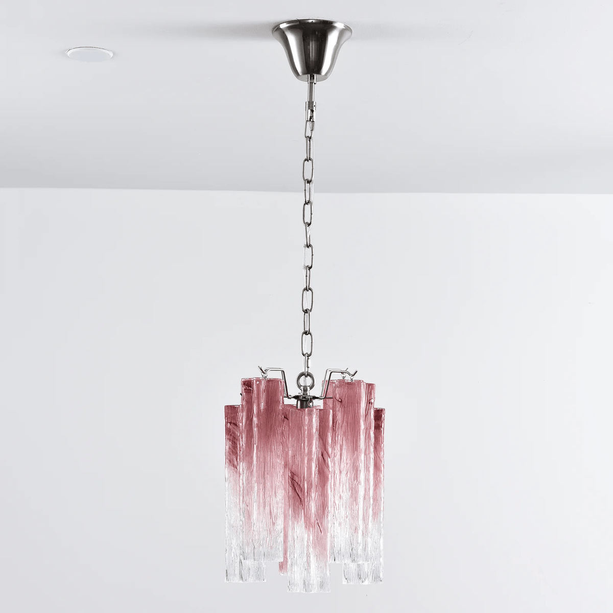 Lioroella lysekrone i Murano-glas med lyserød gradient