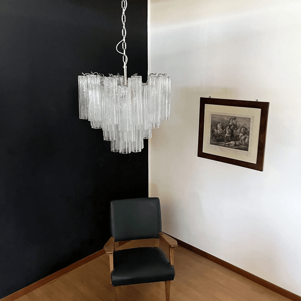 Lioruian kristallkrona i våningar av Murano-glas