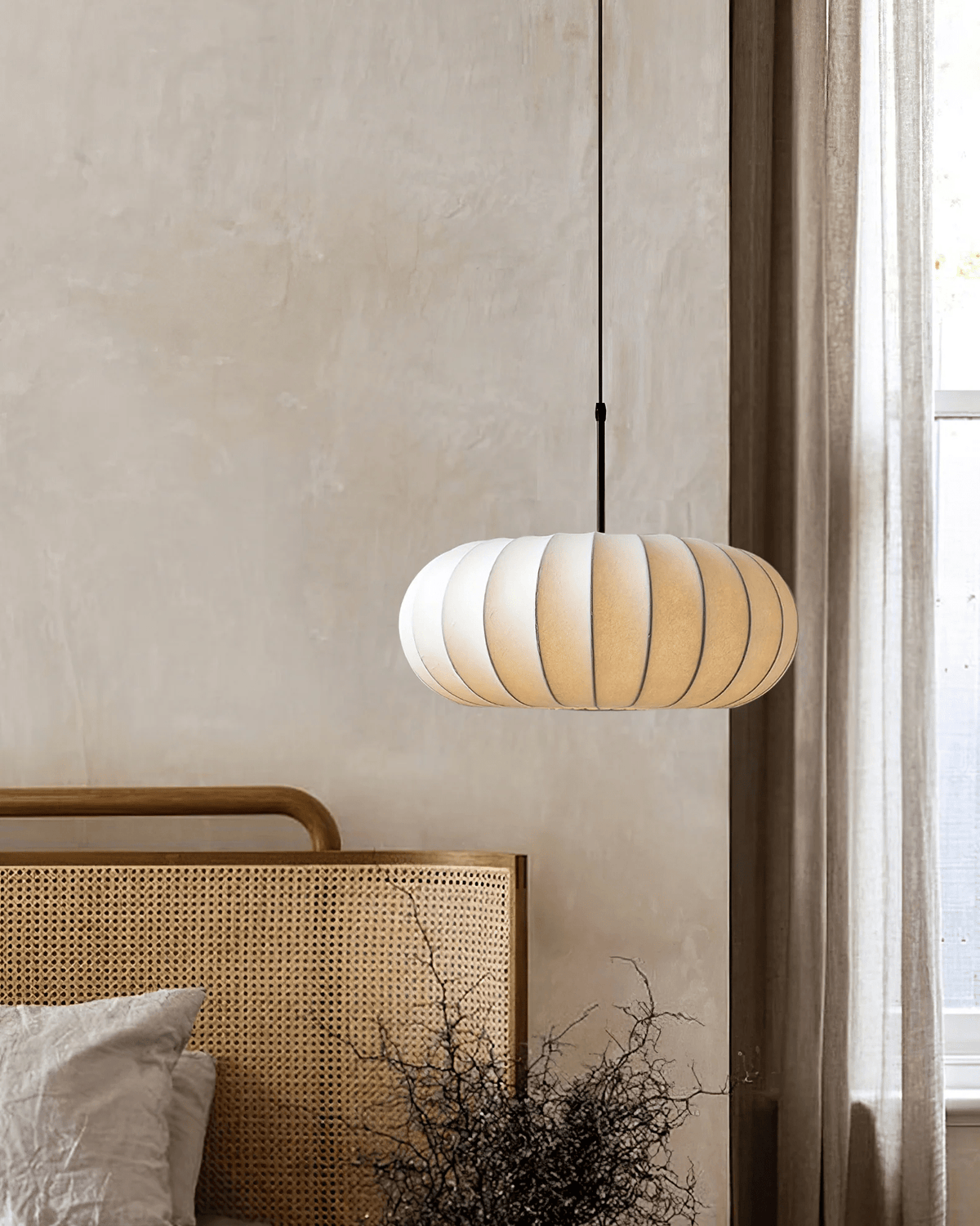 Candeeiro suspenso Caedwyn Lantern em seda