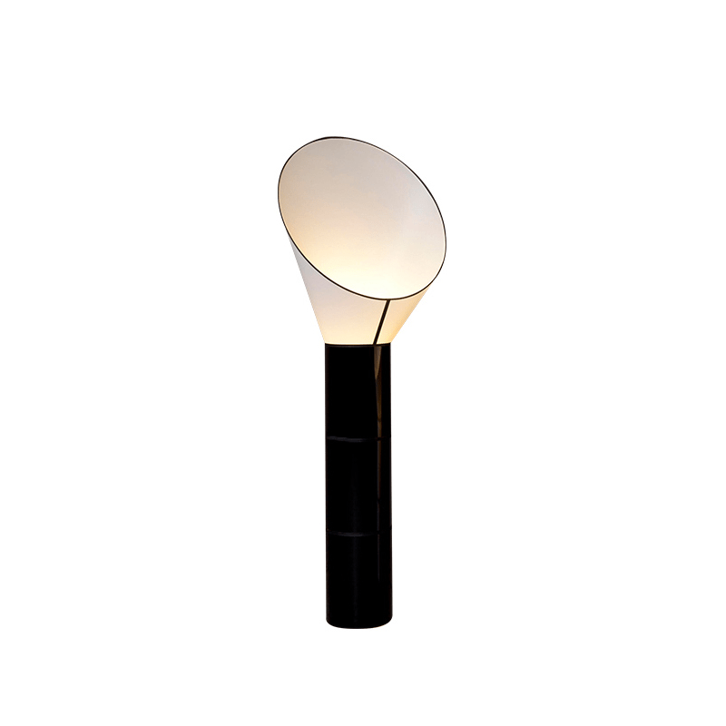 Thornevale Sketch Line-golvlampa
