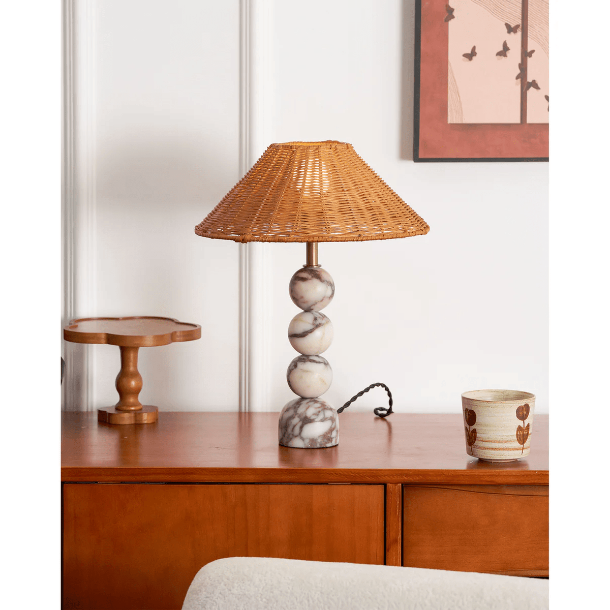 Candeeiro de mesa Canarora em mármore orbicular e rattan