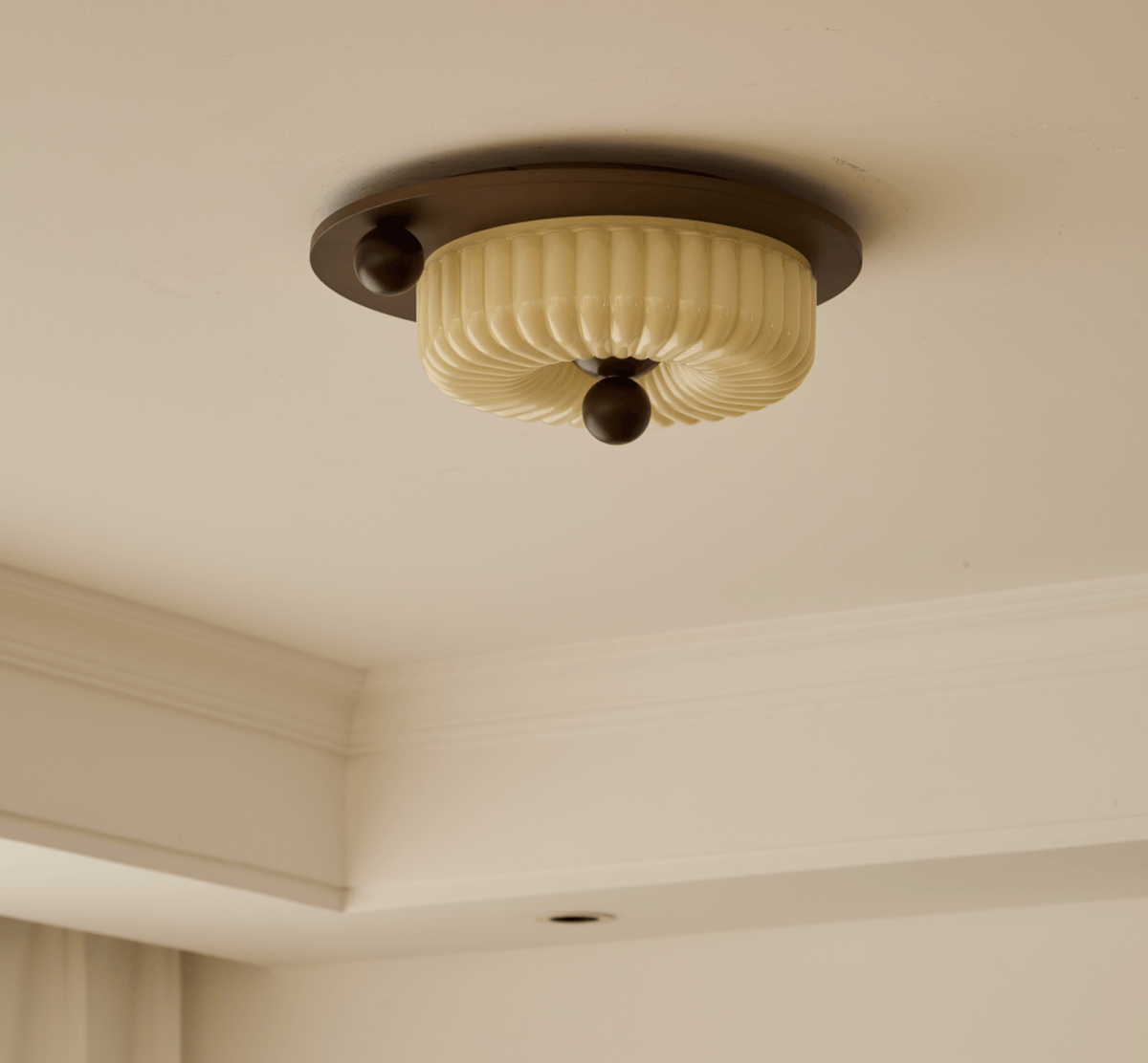 Eclipse Charm-loftlampe
