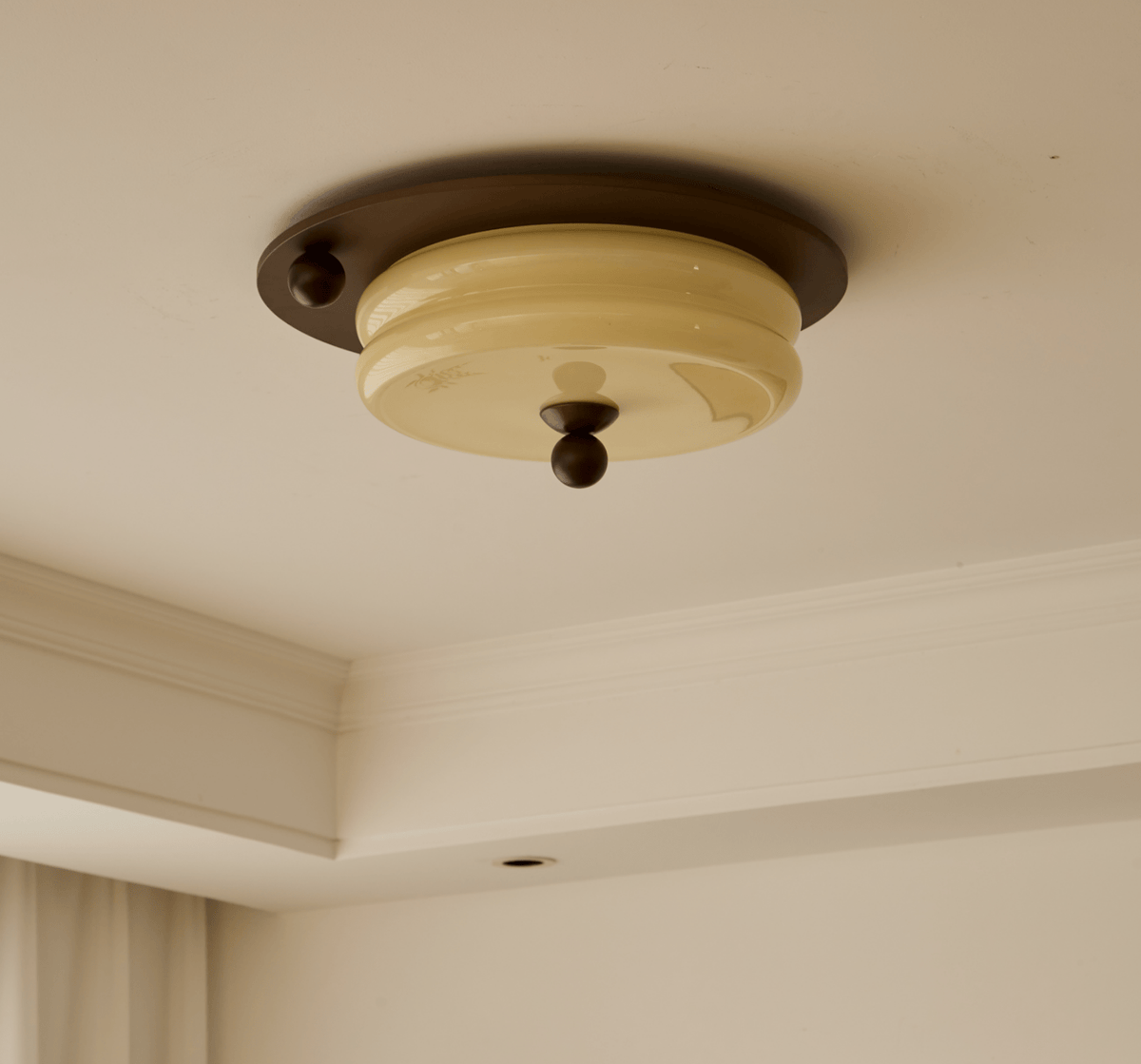 Eclipse Charm-loftlampe