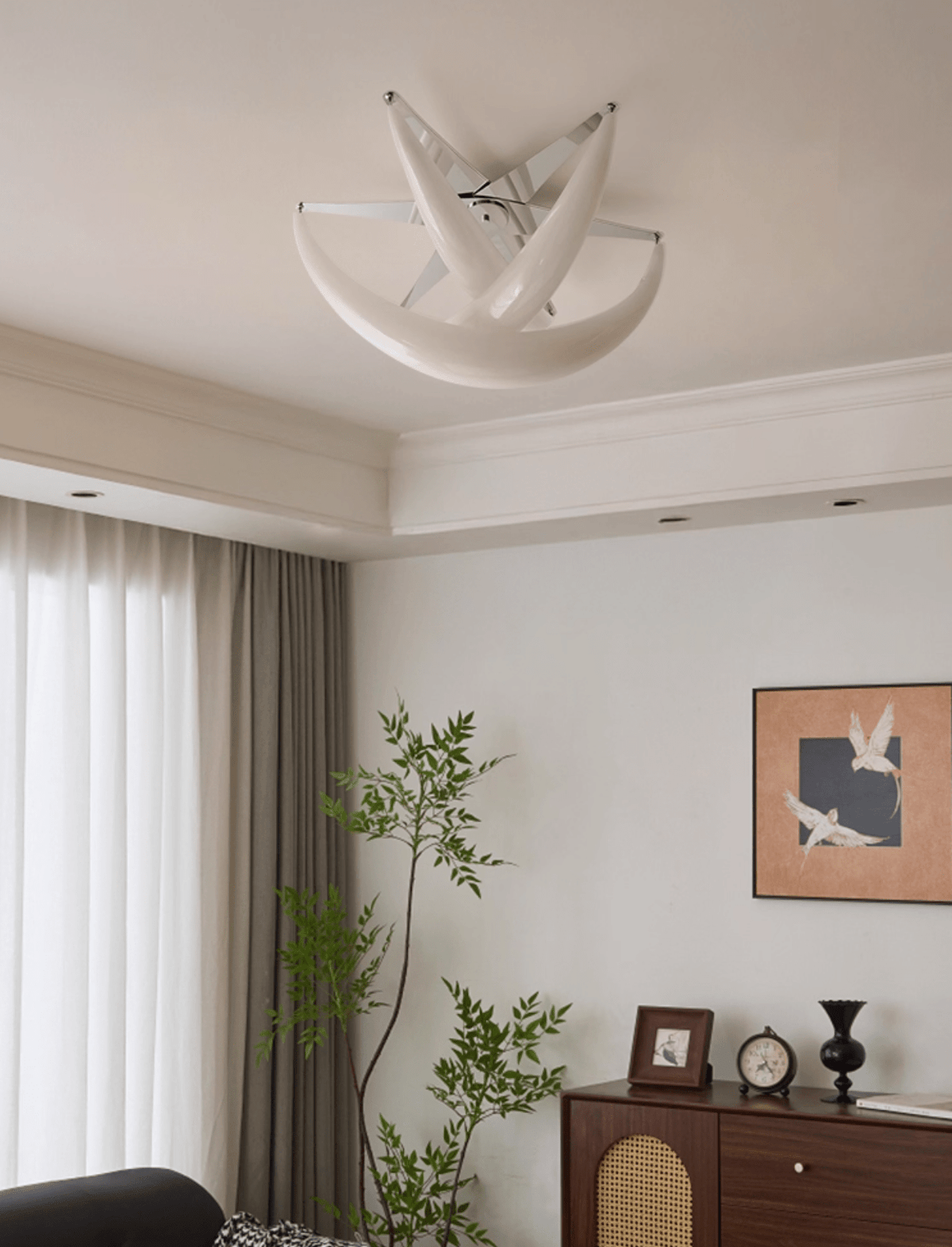 Maia moderne loftlampe i hvid resin