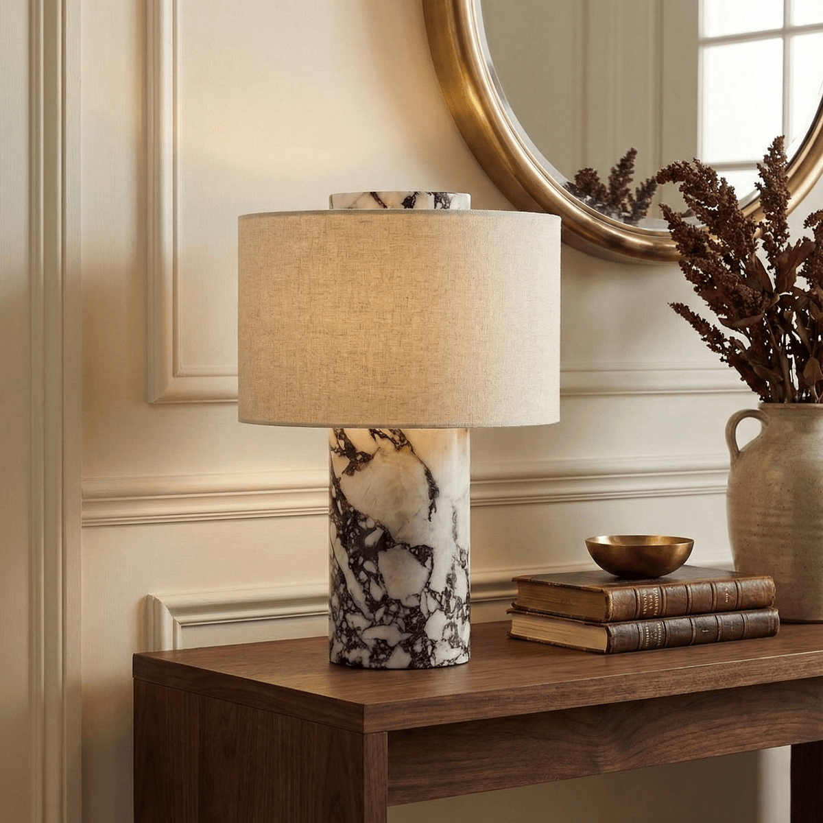 Candeeiro de mesa elegante Eros Lumivor em mármore e tecido