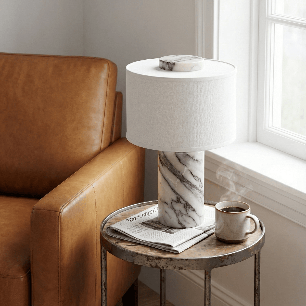 Candeeiro de mesa elegante Eros Lumivor em mármore e tecido