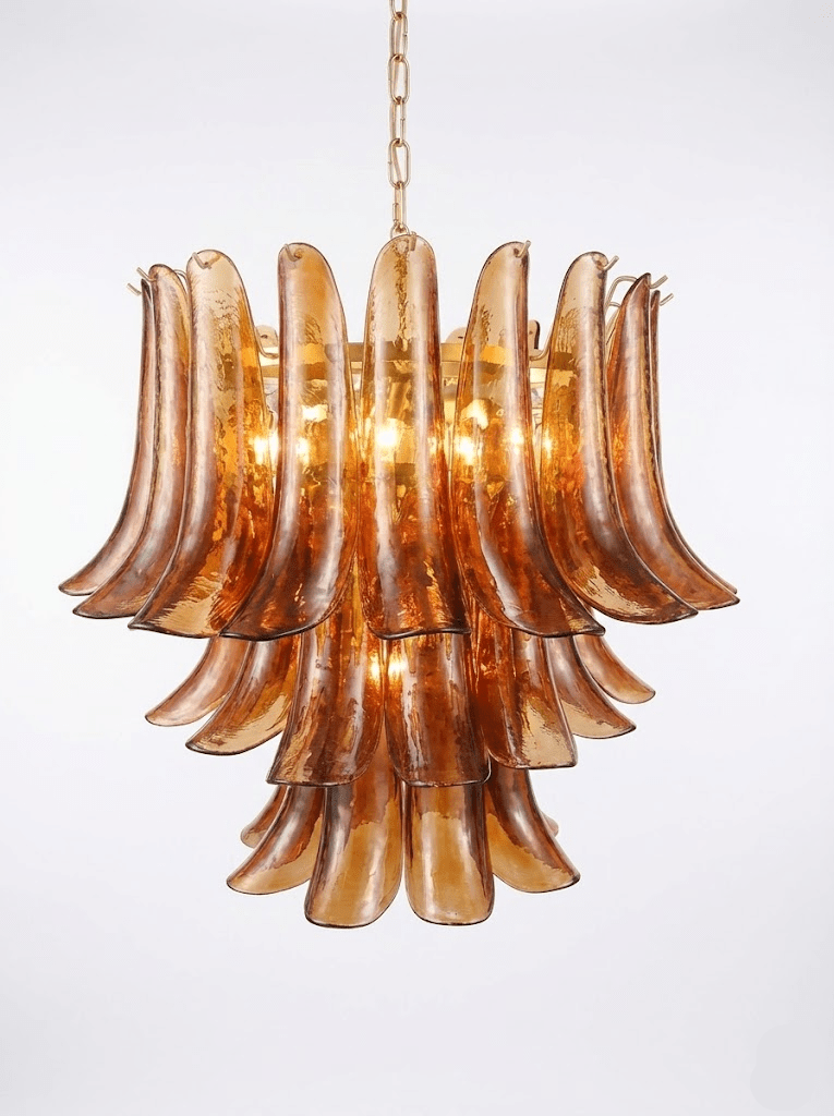 Grav kunstnerisk Murano-glaslysekrone