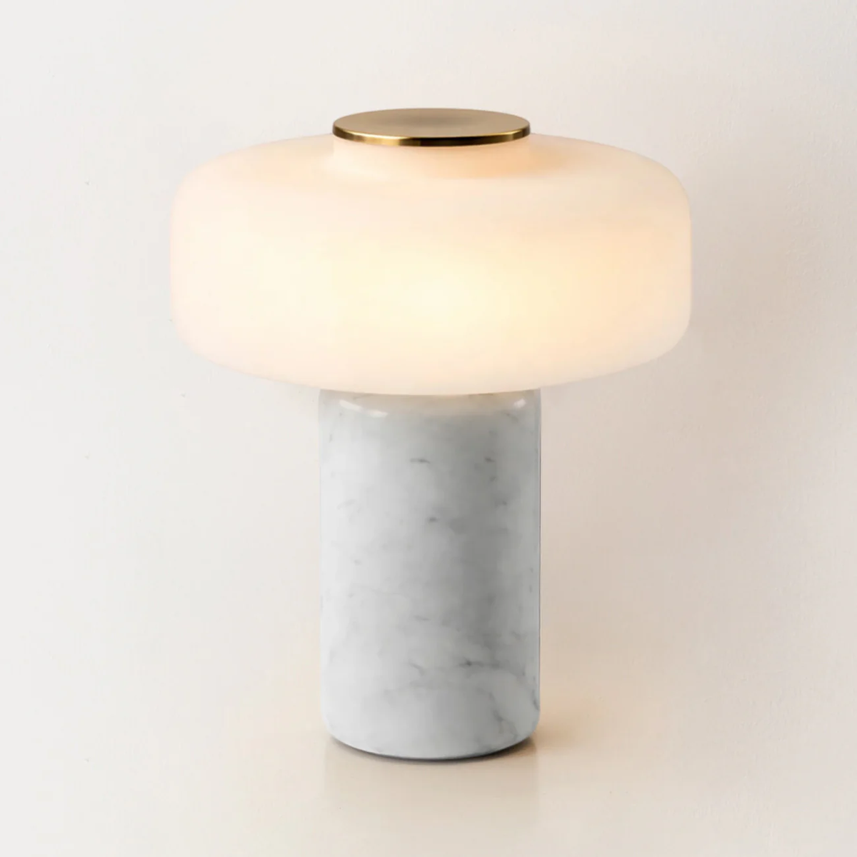 Cima genopladelig marmorbordlampe