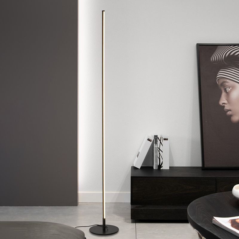 Mira moderne minimalistisk lineær gulvlampe
