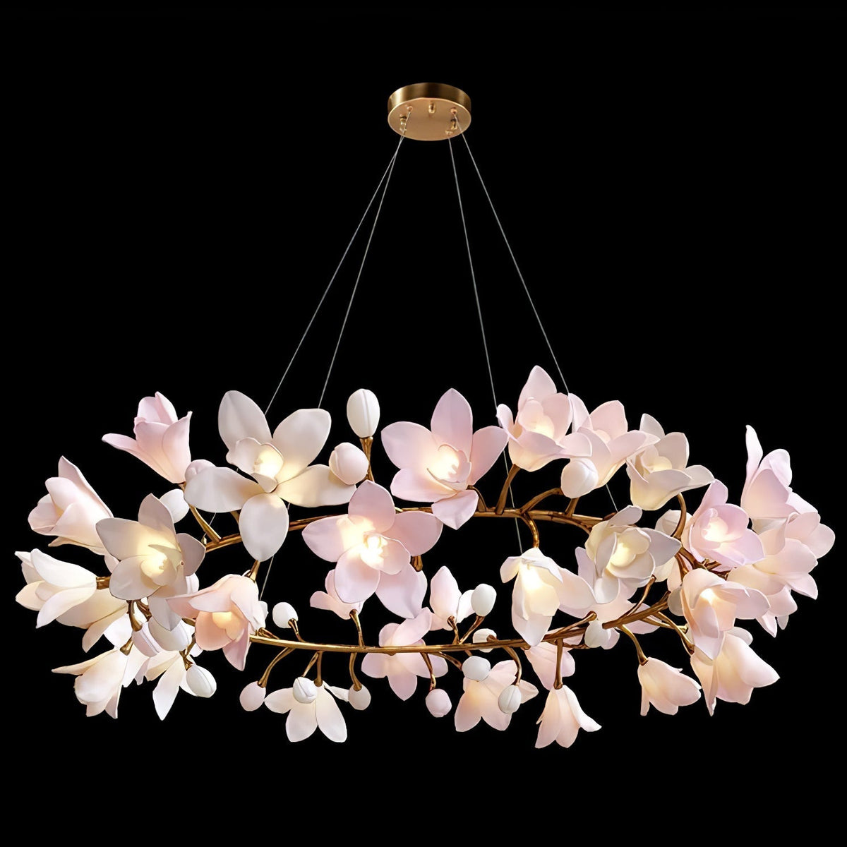 Elemu lysekrone i messing og keramik med blomsterdesign