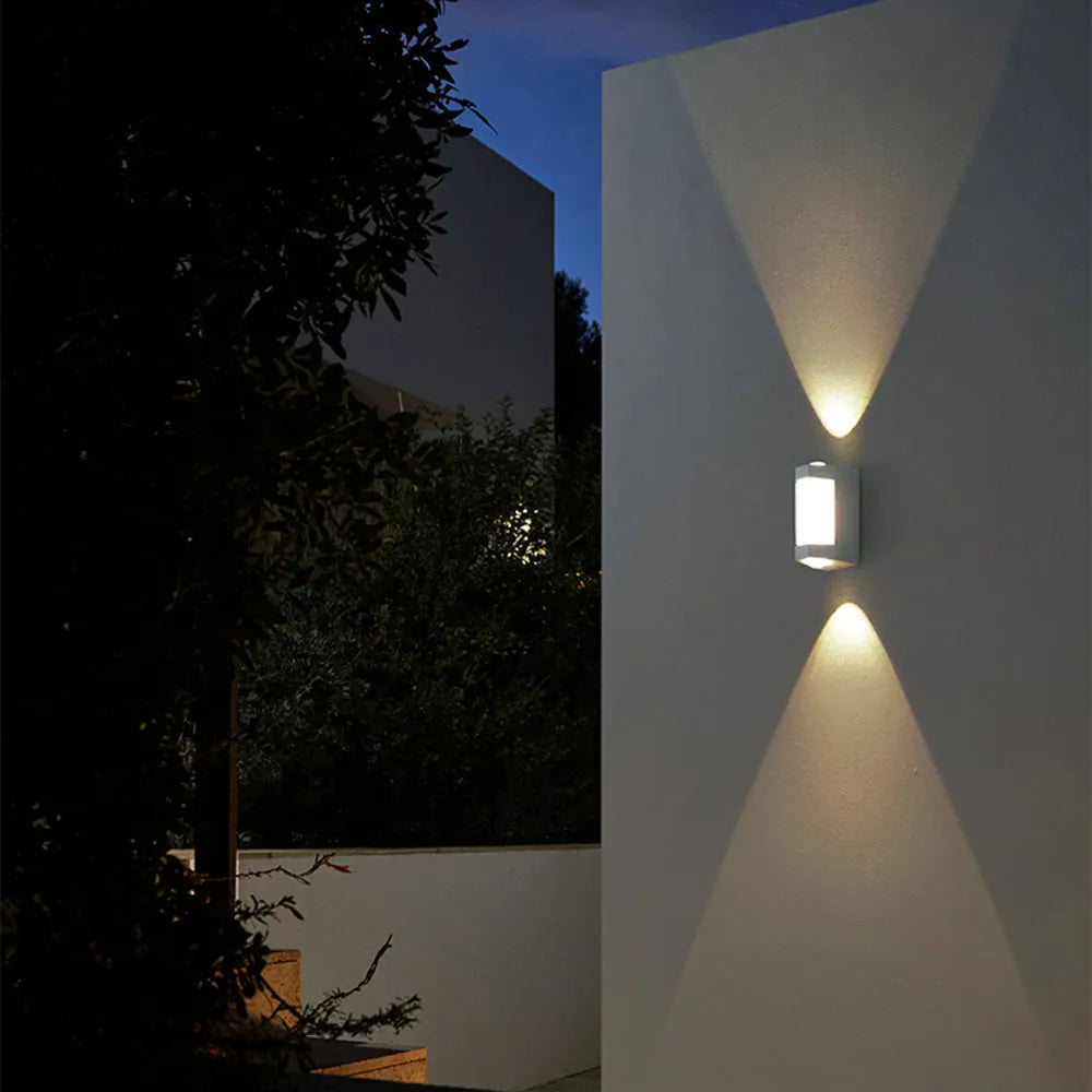 Alvoren Wall Lamp Nordic Up Down Outdoor White/Black