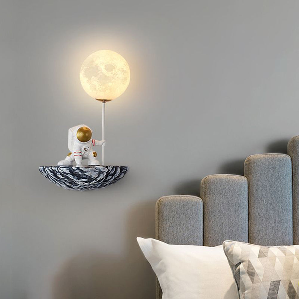 Candeeiro de parede Aria decorativo Astronauta de vidro, branco/branco-azulado