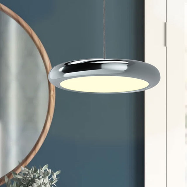 Aria modern minimalistisk pendellampa i röd, svart och silverfärgad metall – sovrum