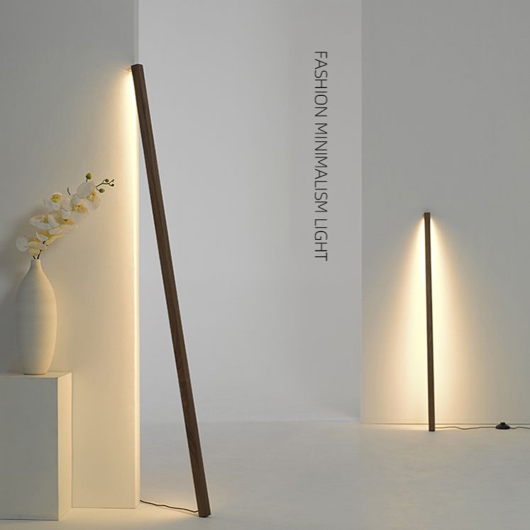 Ozawa minimalistisk lineær gulvlampe i naturligt træ
