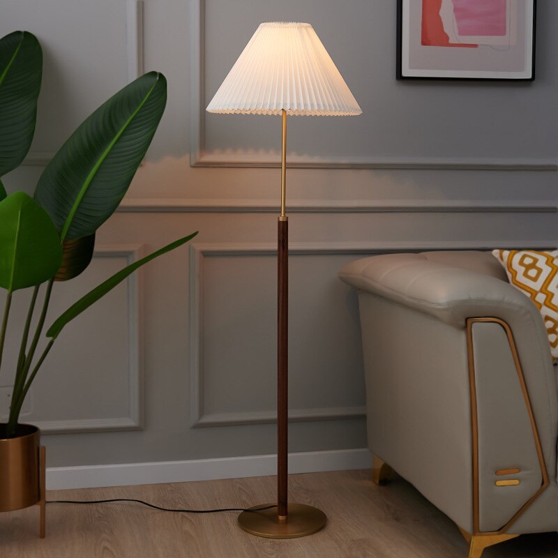 Ozawa enkel valnød/metal/stof bord-/gulvlampe, stue