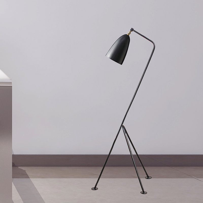 Morandi moderne sort metalgulvlampe med kopform, flere farver