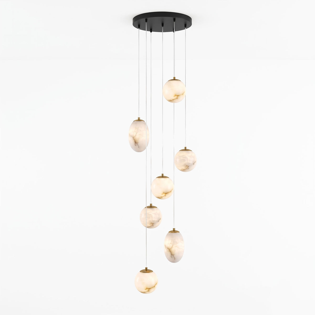 Noriks minimalistiska pendellampa i alabaster