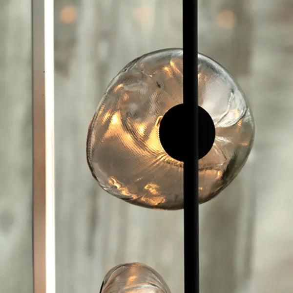 Byers exklusiv golvlampa med blomform i metall/glas, svart/guld/grå
