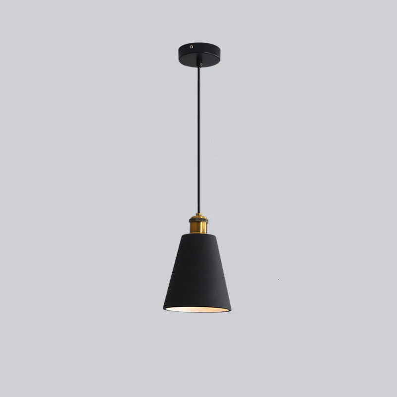 Candeeiro suspenso Aria minimalista art déco, monocromático