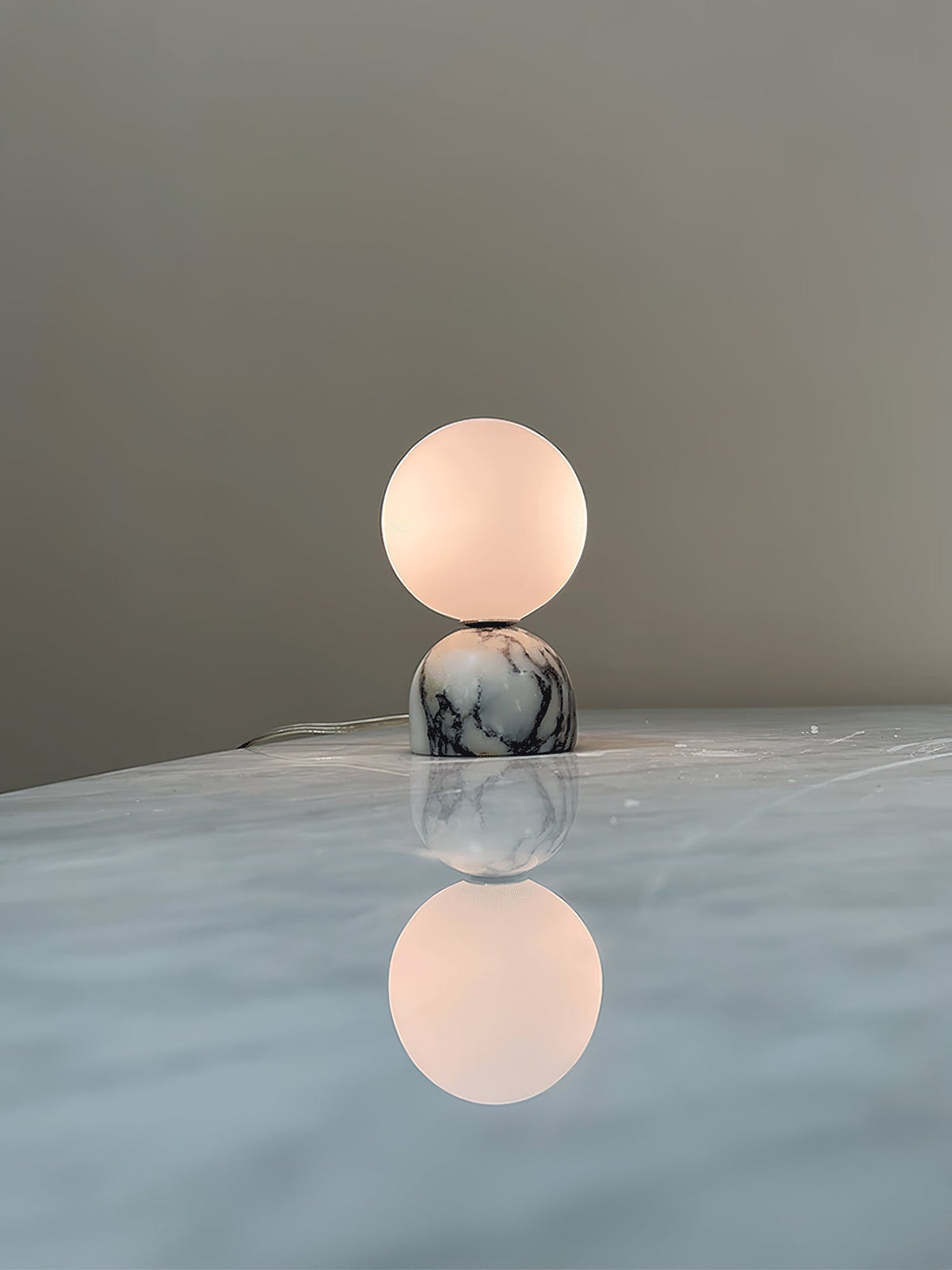 Aalia bordlampe