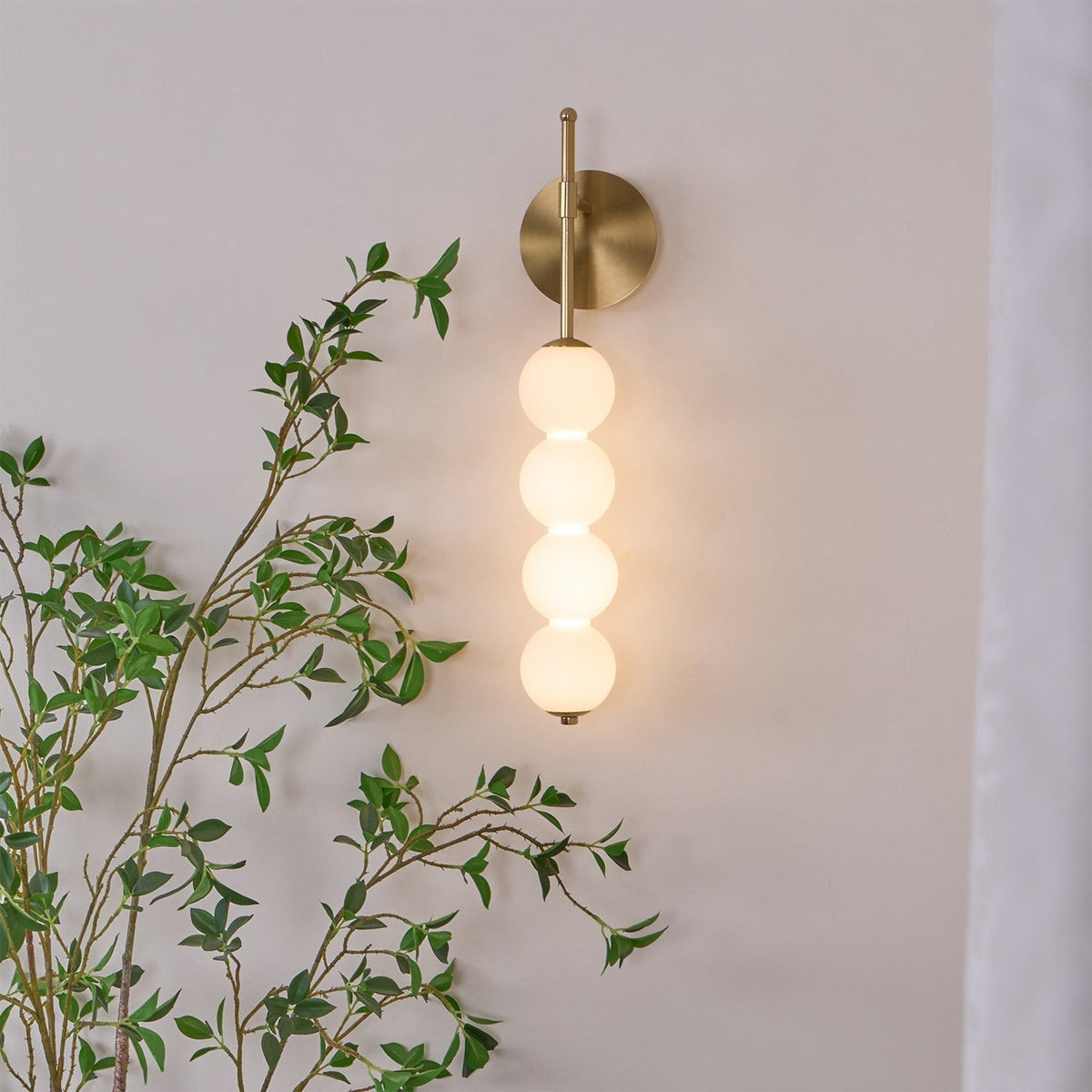 Vevenu Premium Nordic Art Wall Lamp