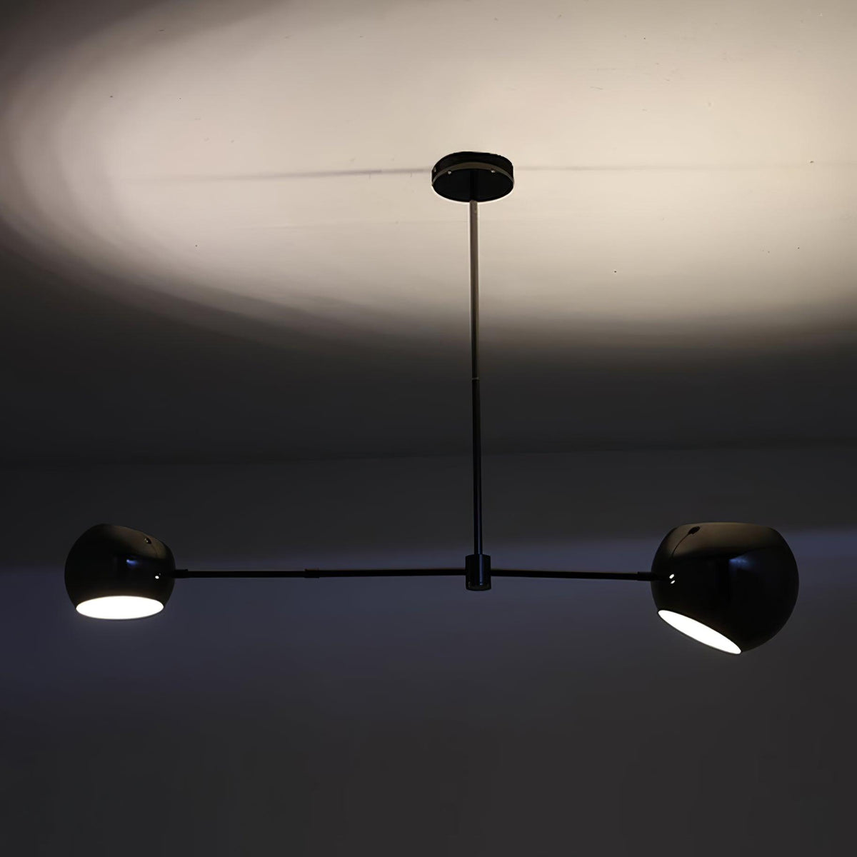 Celanella elegant lysekrone i sort glas