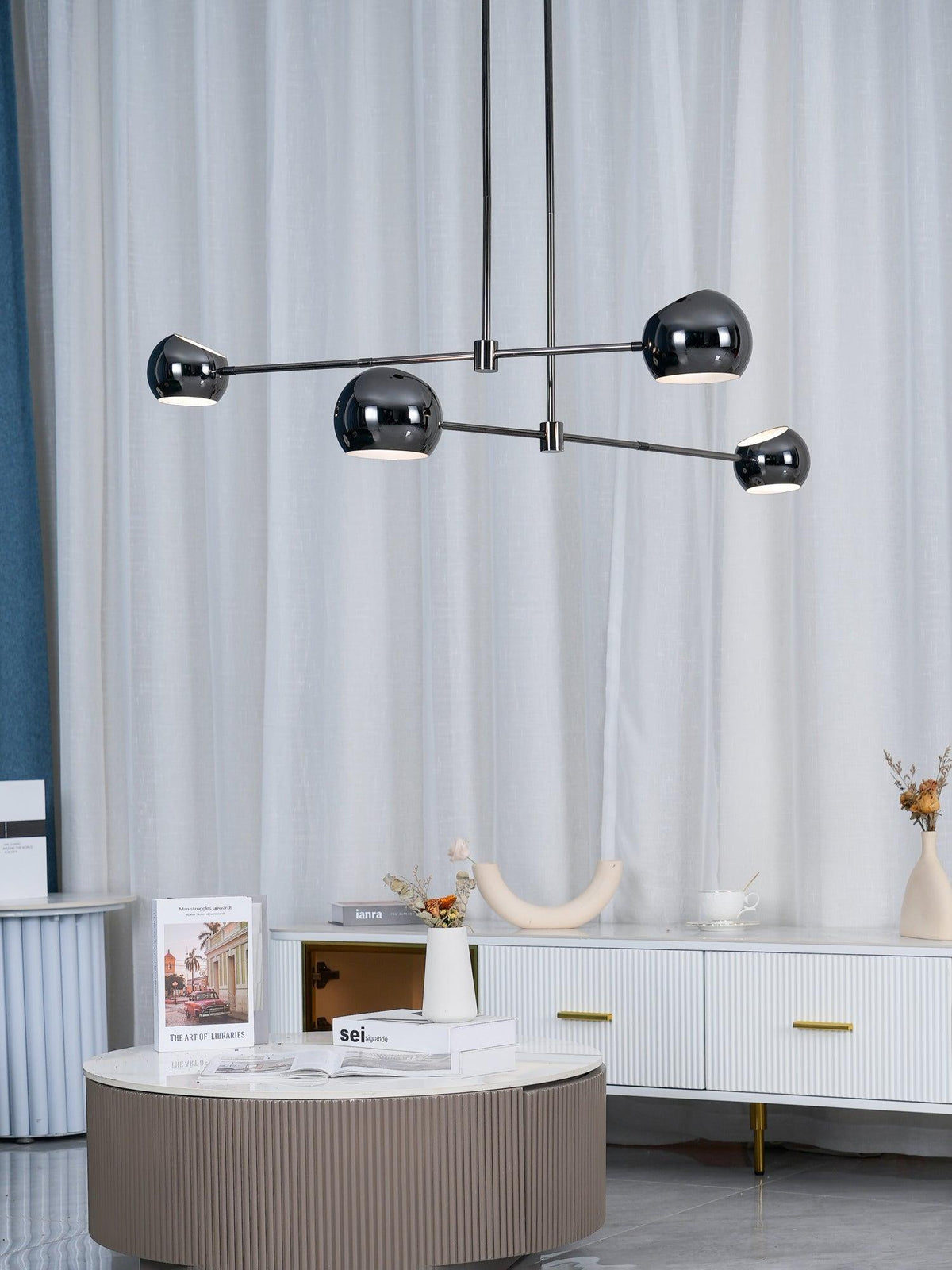 Celanella elegant lysekrone i sort glas