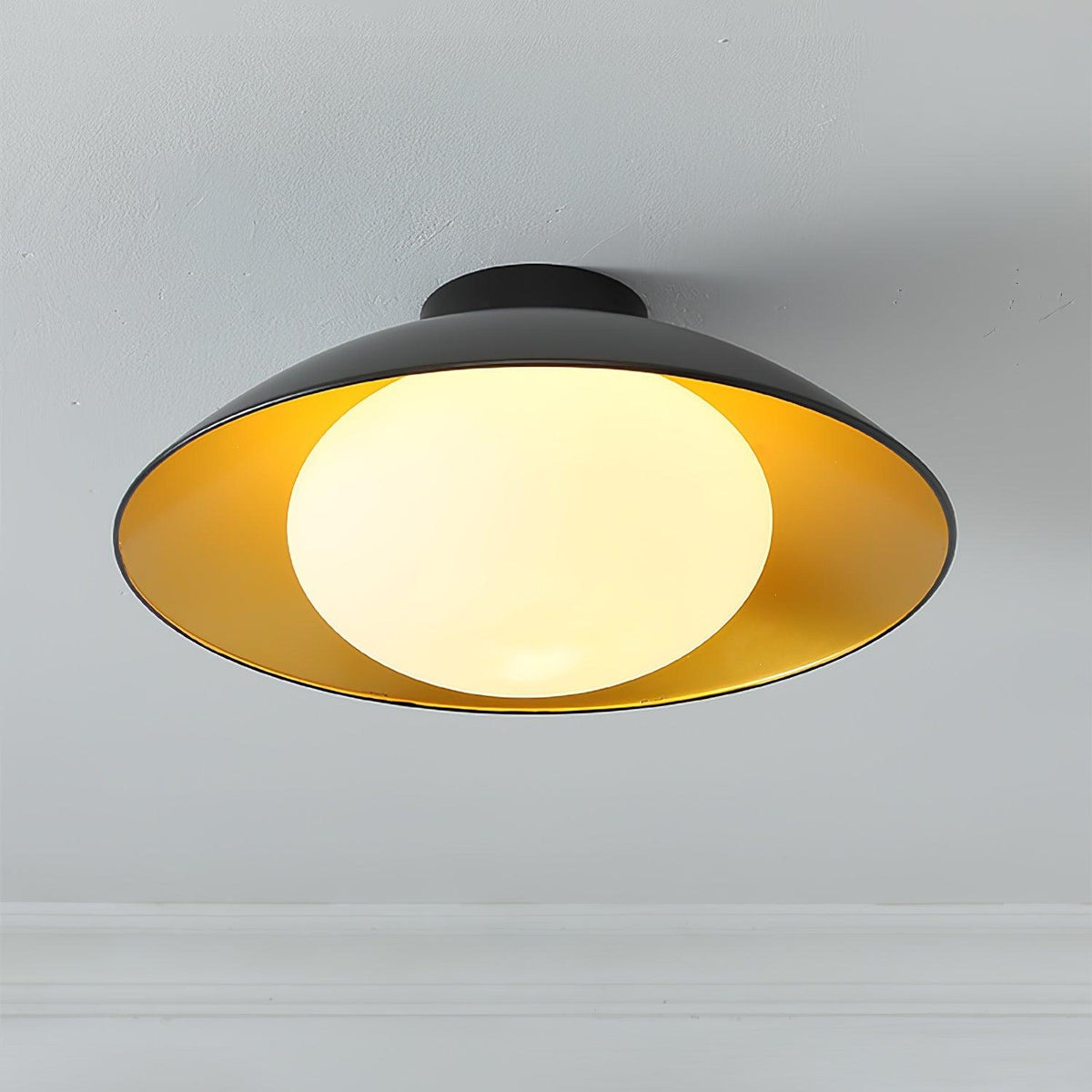 Arinora-loftslampe