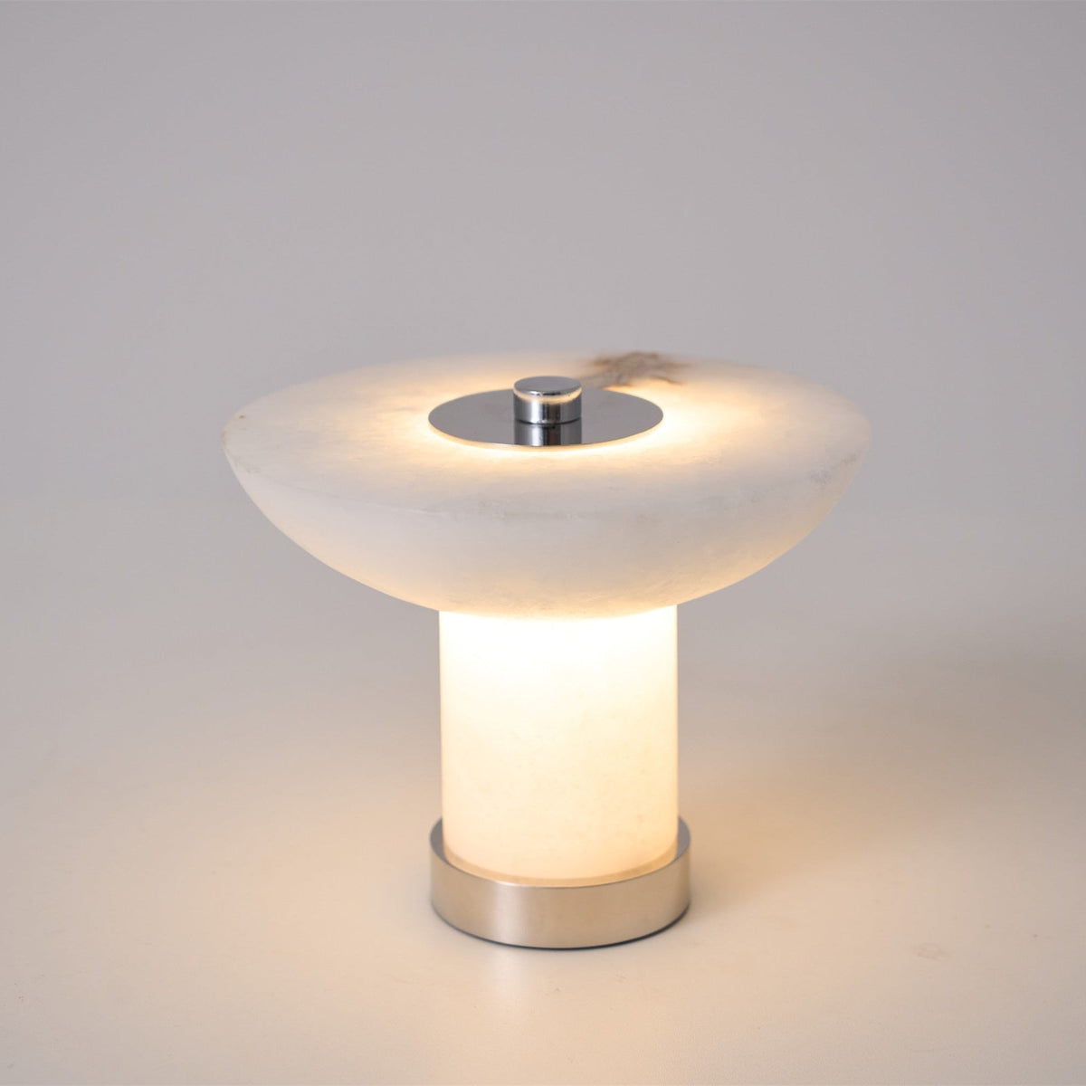 Candeeiro de mesa em alabastro com formato de cogumelo Eurnoran