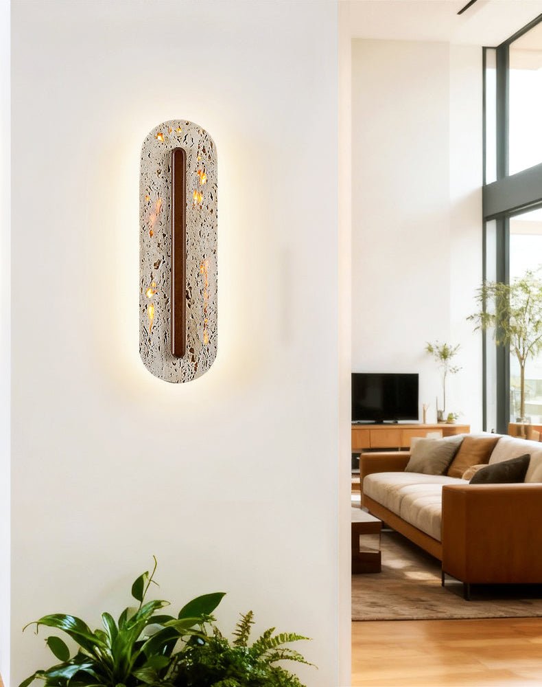 Cato Bellamont minimalistisk væglampe i beige travertin