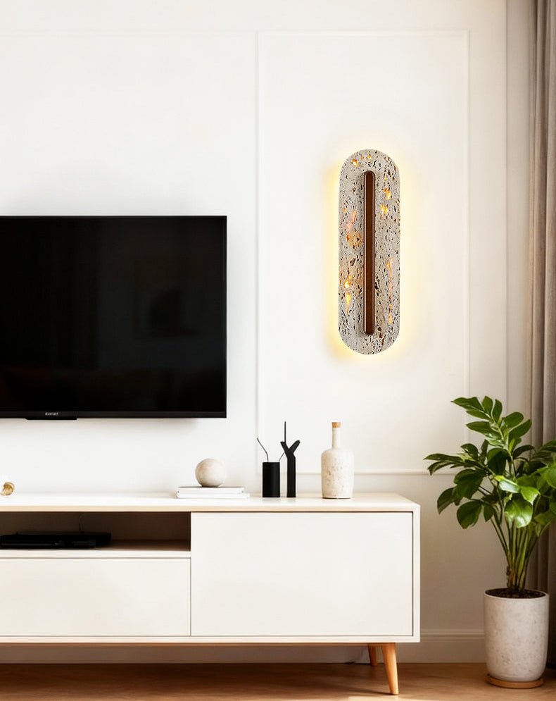 Cato Bellamont minimalistisk væglampe i beige travertin